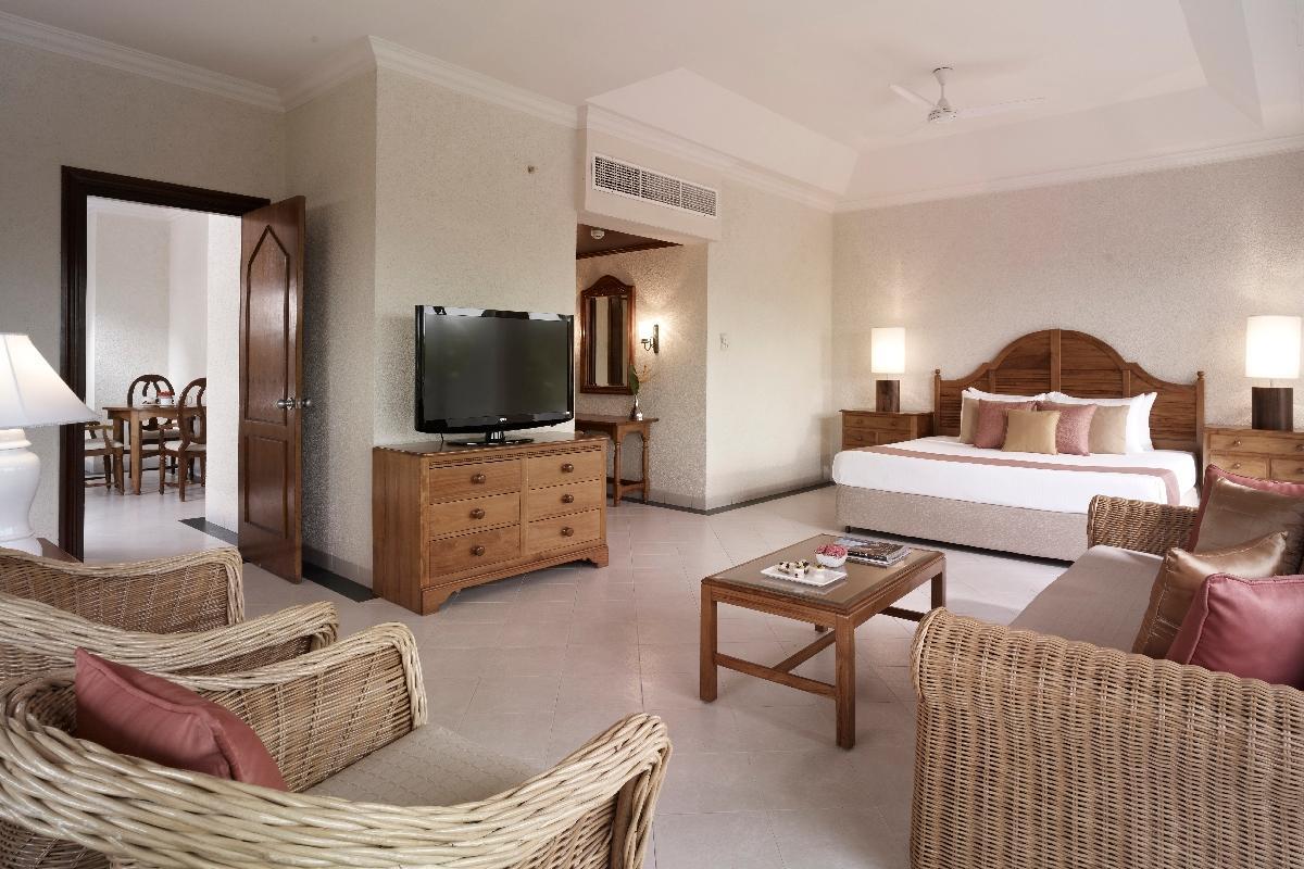 Taj Bentota Resort & Spa Exterior photo