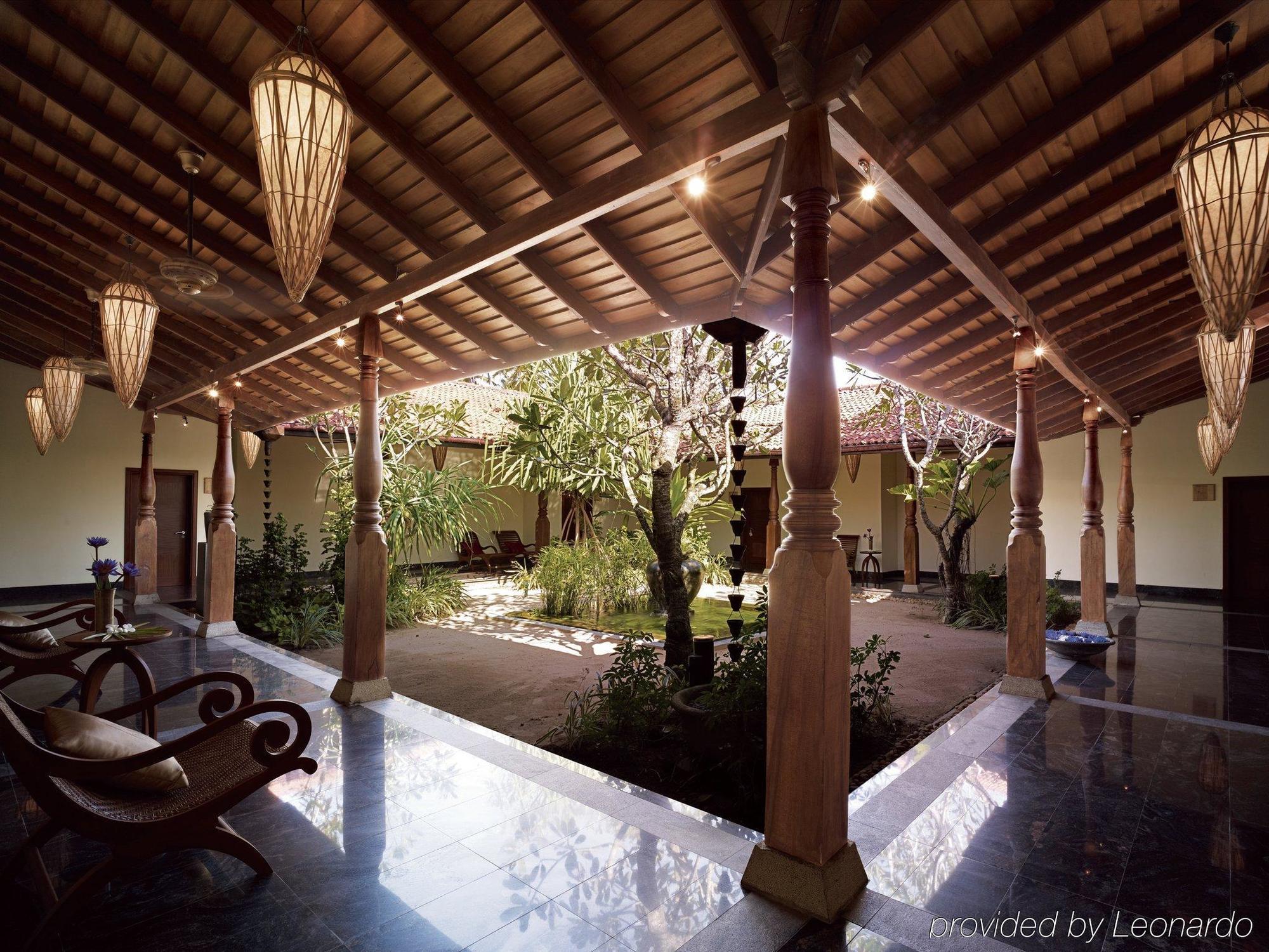 Taj Bentota Resort & Spa Interior photo