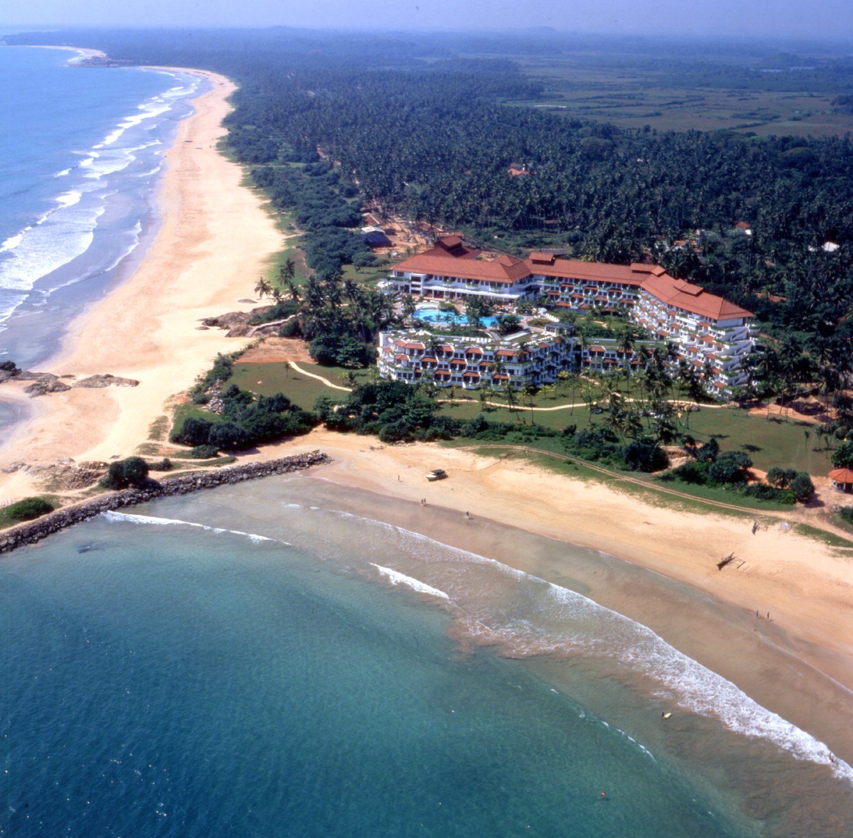 Taj Bentota Resort & Spa Exterior photo