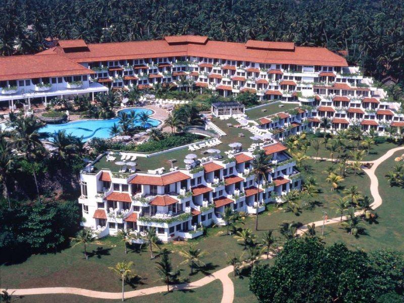 Taj Bentota Resort & Spa Exterior photo