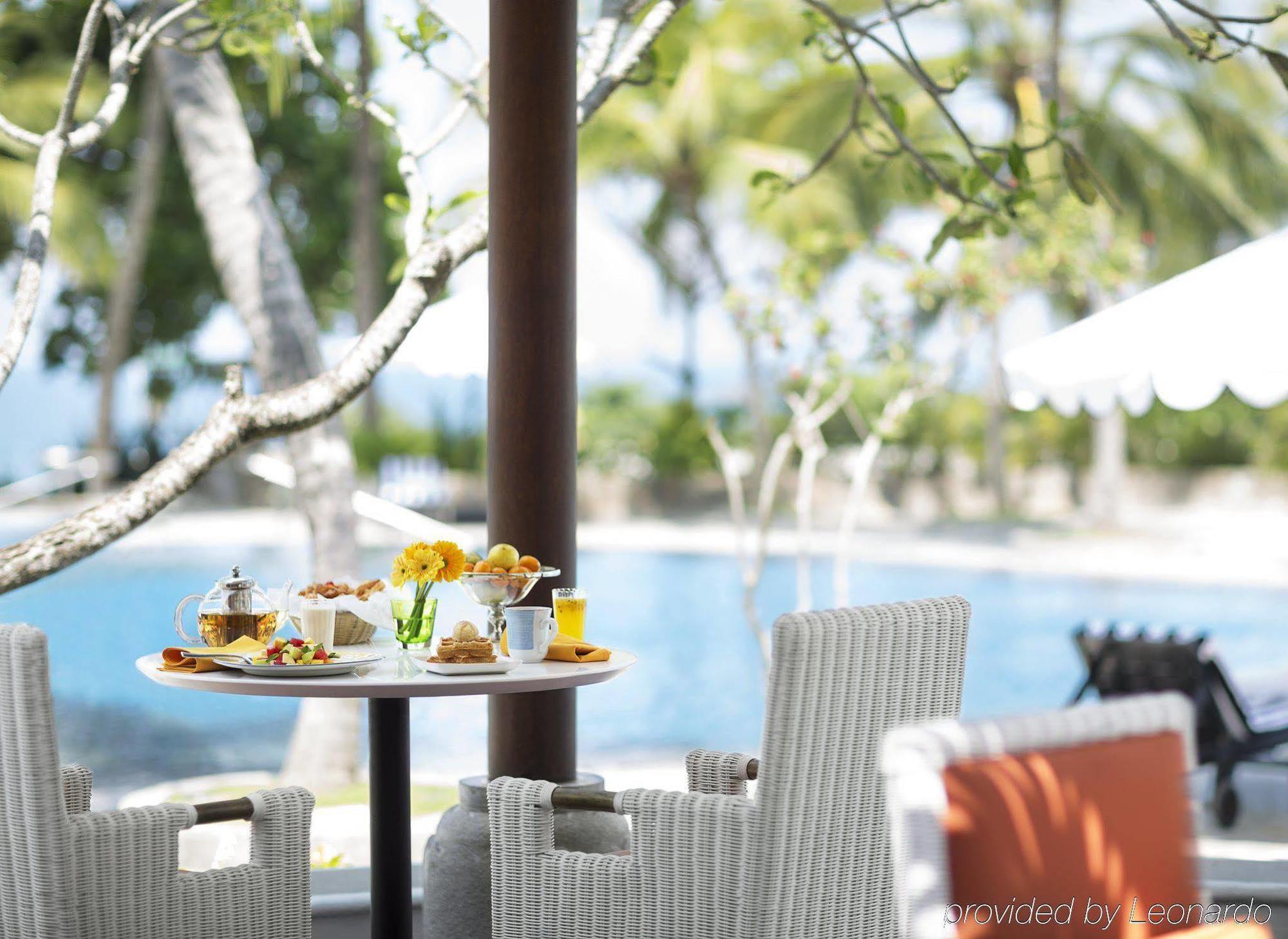 Taj Bentota Resort & Spa Exterior photo